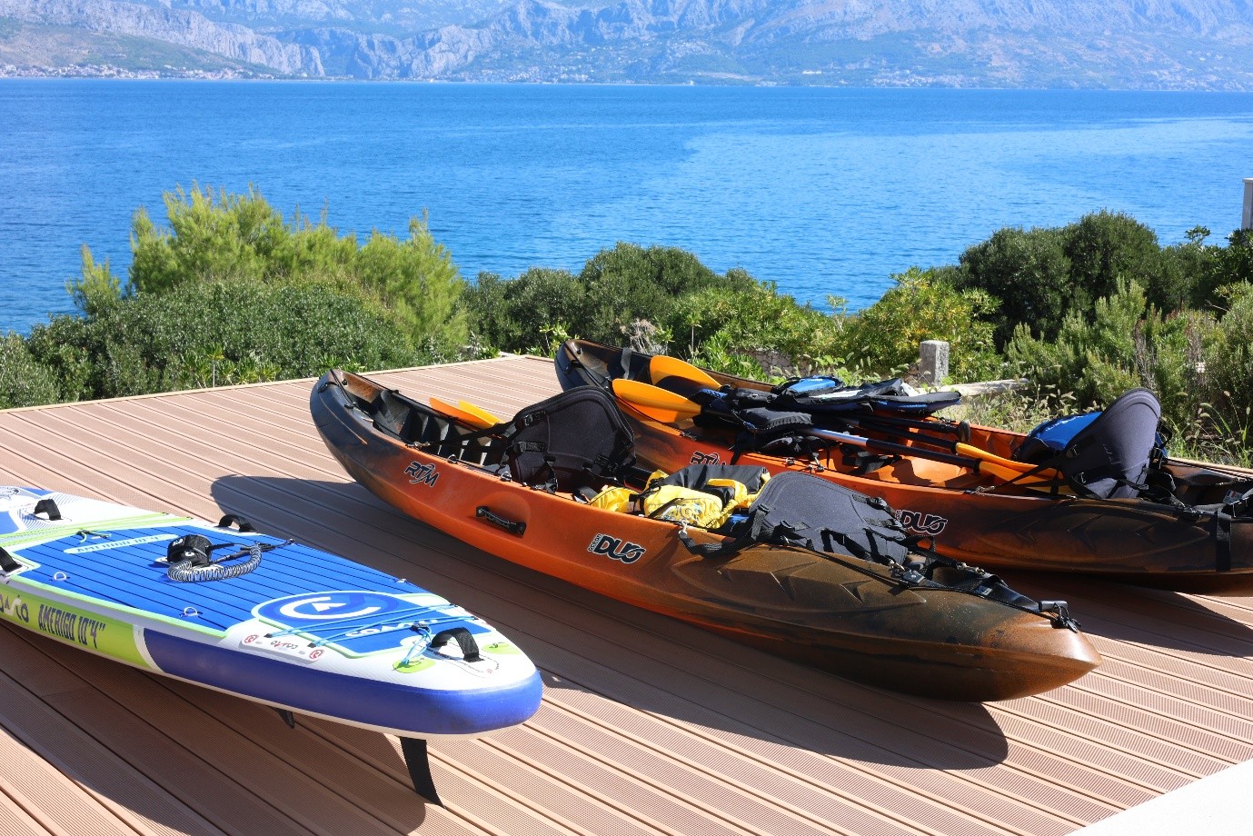 Kayaks, paddle boards and bicycles at Villa Brac
